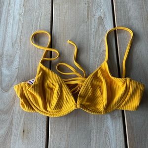 Maaji ribbed reversible underwire bikini top